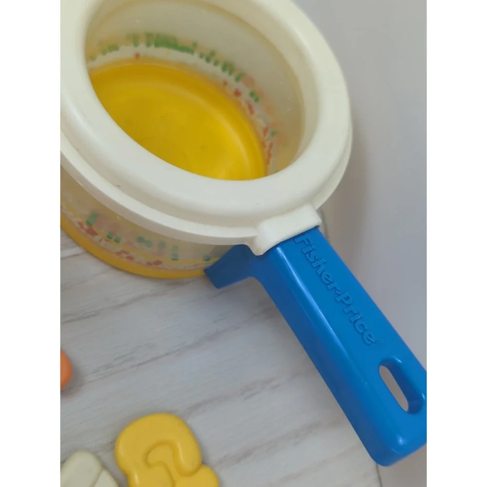 Fisher Vintage Price Fun With Food alphabet soup pot set salt pepper READ USED